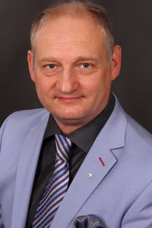 prof. UAM dr hab. Maciej Guźniczak
